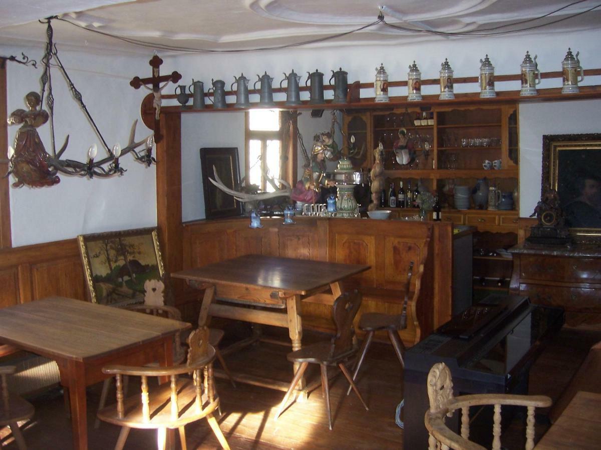 Roter Loewe Bed & Breakfast Heiligkreuzsteinach Bagian luar foto